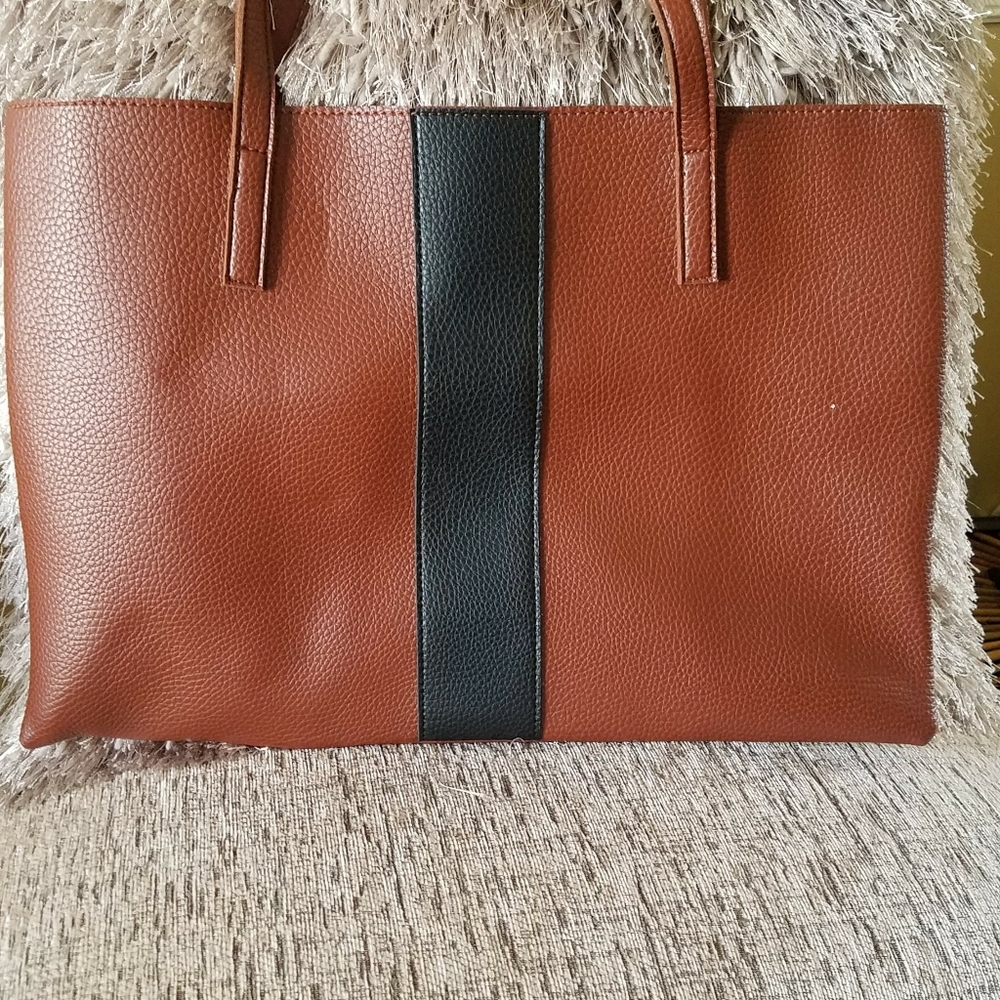 Vince Camuto tote